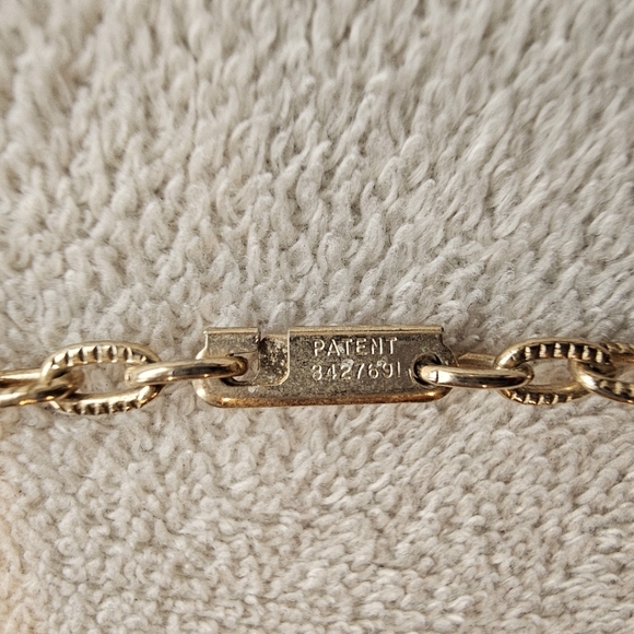 Necklace - Picture 2 of 3